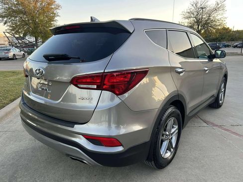 Used 2017 Hyundai Santa Fe Sport image 5