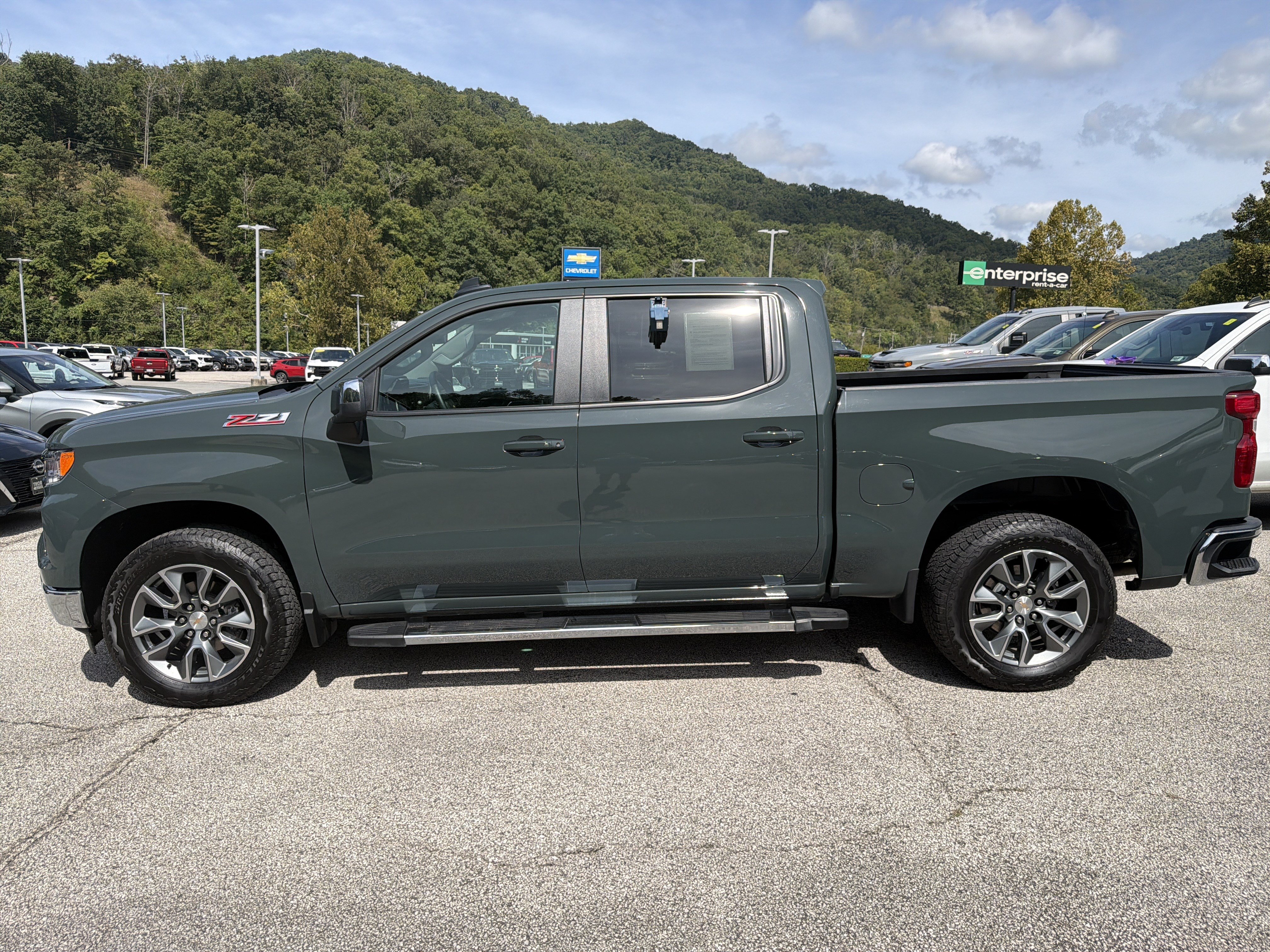 Used 2026 Chevrolet Silverado 1500 LT w/ All Star Edition Plus AWD/4WD image 5