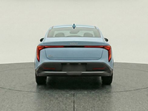 Used 2025 Kia K4 LXS image 7