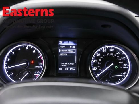 Used 2023 Toyota Camry SE FWD image 18