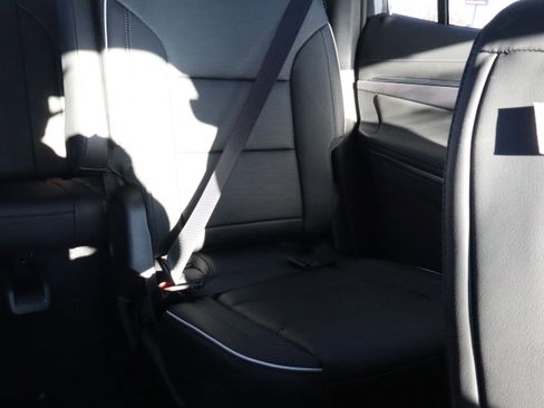 New 2026 Buick Enclave Sport Touring image 12