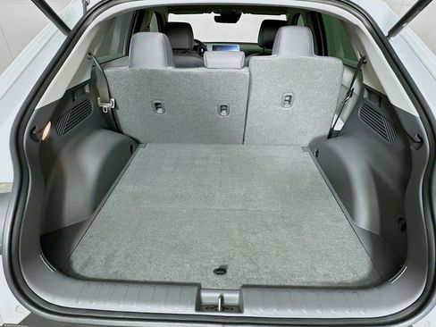 Used 2024 Hyundai Ioniq 5 SEL RWD image 28