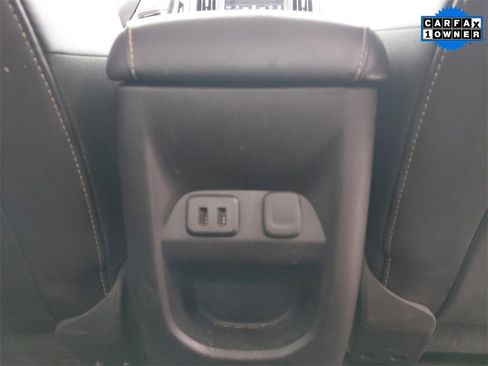 Used 2018 GMC Canyon Denali image 20