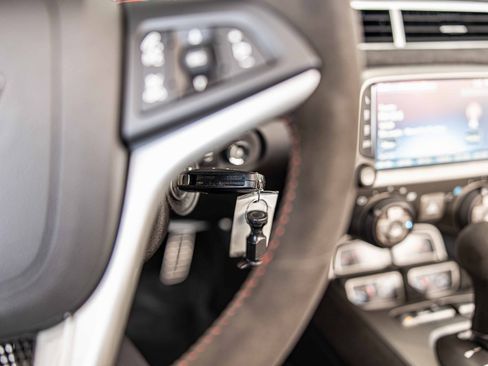 Used 2013 Chevrolet Camaro ZL1 image 27