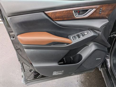 Used 2024 Subaru Ascent Touring w/ Popular Package #2 image 10