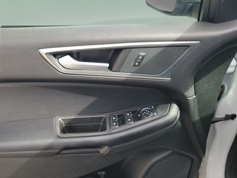 Used 2024 Ford Edge SEL AWD/4WD image 15
