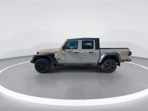 Used 2020 Jeep Gladiator Sport w/ Auxiliary Switch Group AWD/4WD image 5