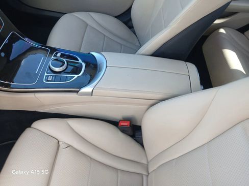 Used 2021 Mercedes-Benz C 300 Sedan w/ Premium Package image 8