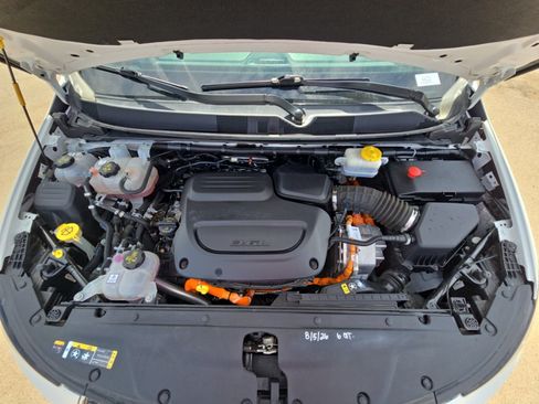 Used 2024 Chrysler Pacifica Limited FWD image 20