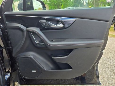 Used 2025 Chevrolet Blazer RS image 28