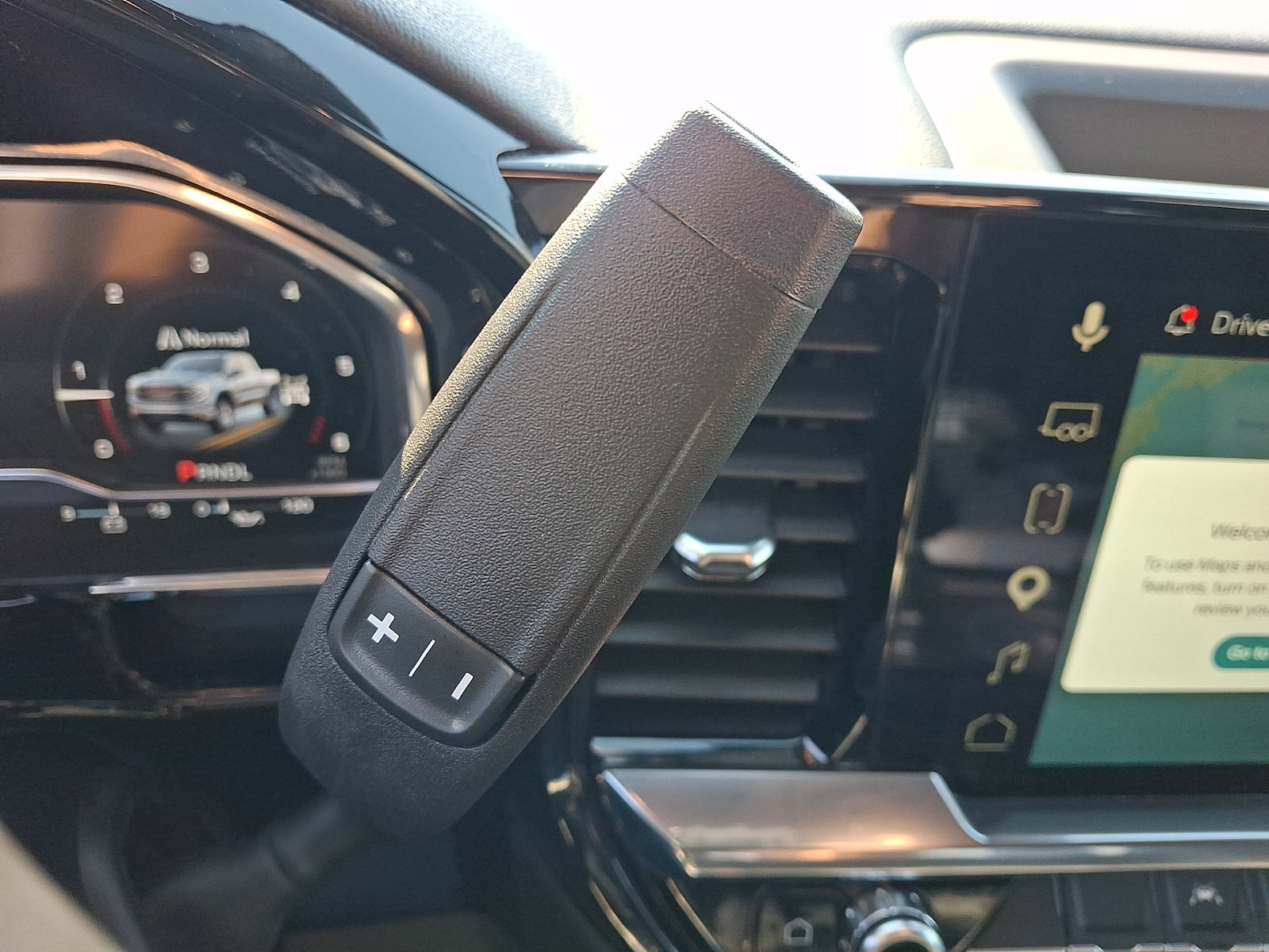 Certified 2025 GMC Sierra 1500 Elevation AWD/4WD image 14
