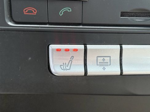 Used 2016 Mercedes-Benz E 350 Sedan image 14