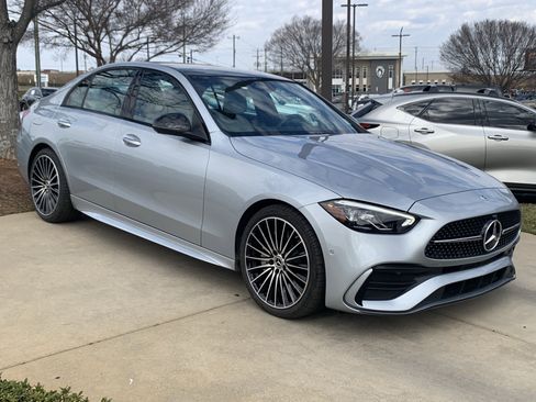 Used 2024 Mercedes-Benz C 300 Sedan image 2