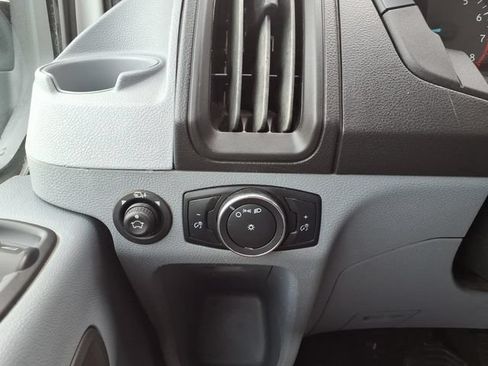 Certified 2018 Ford Transit 250 148 Medium Roof RWD image 13