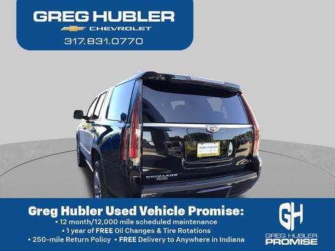 Used 2016 Cadillac Escalade Premium AWD/4WD image 10