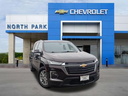 Used 2022 Chevrolet Traverse LT