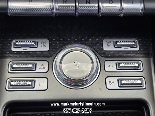 New 2026 Lincoln Nautilus Reserve AWD/4WD image 18