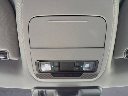 Used 2025 Ford F150 XLT w/ Equipment Group 301A Standard image 25