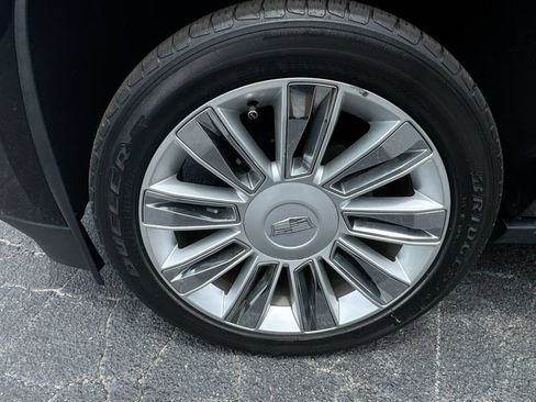 Used 2019 Cadillac Escalade ESV Platinum AWD/4WD image 12