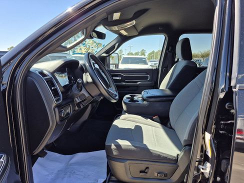 Used 2024 RAM 2500 Big Horn image 3