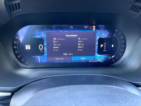 New 2027 Volvo XC60 B5 Plus AWD/4WD image 19