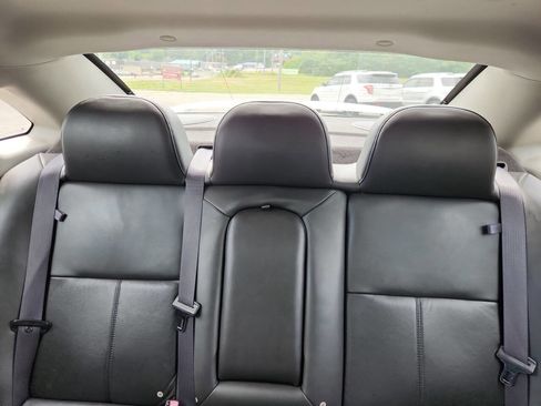 Used 2011 Chevrolet Impala LT w/ Luxury Edition Package FWD image 13