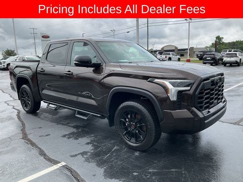 Used 2024 Toyota Tundra Limited w/ TRD Off-Road Package AWD/4WD image 20