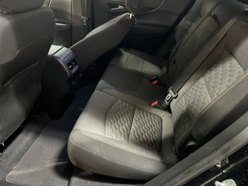 Used 2020 Chevrolet Equinox LT FWD image 14