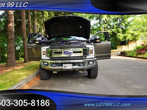 Used 2019 Ford F350 Lariat w/ Chrome Package AWD/4WD image 28