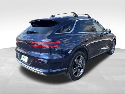 Used 2024 Genesis Electrified GV70 Advanced image 8