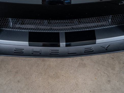 Used 2021 Ford Mustang Shelby GT500 w/ Technology Package image 18