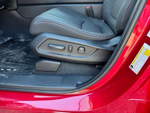 New 2025 Honda Pilot Sport image 10