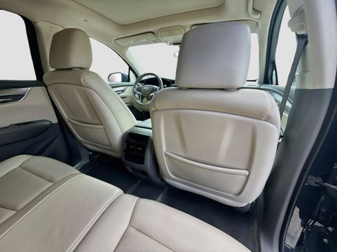 Used 2019 Cadillac XT5 Luxury FWD image 29