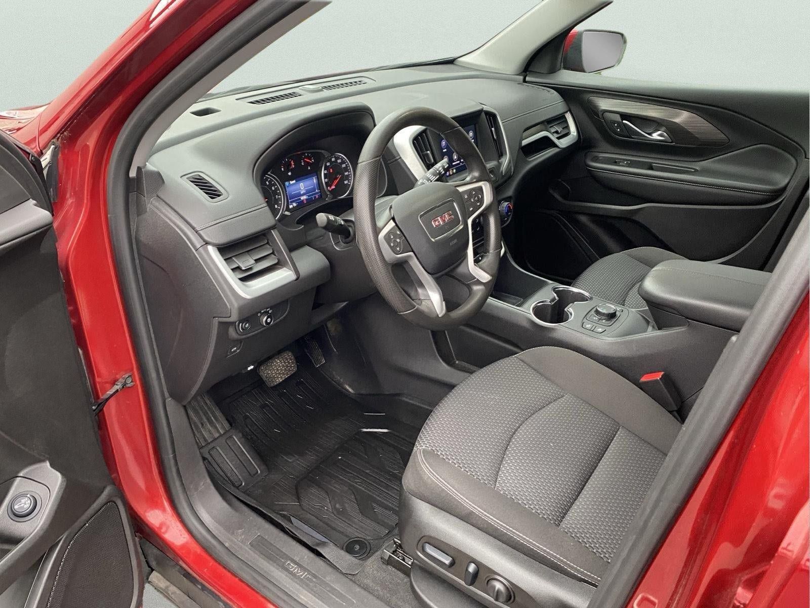 Used 2024 GMC Terrain SLE w/ Driver Convenience Package AWD/4WD image 13
