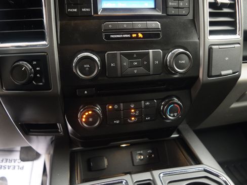 Used 2015 Ford F150 XLT w/ Equipment Group 301A Mid image 11