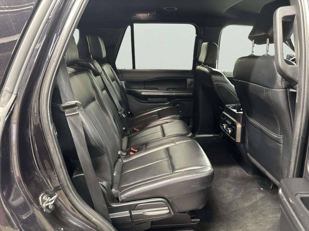 Used 2019 Ford Expedition XLT AWD/4WD image 22