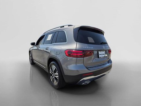 Certified 2026 Mercedes-Benz GLB 250 image 3