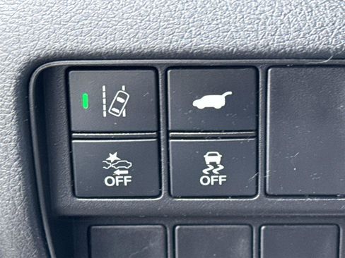 Used 2022 Honda CR-V EX-L image 16