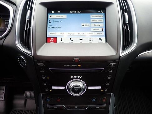 Used 2017 Ford Edge Titanium w/ Equipment Group 301A image 28