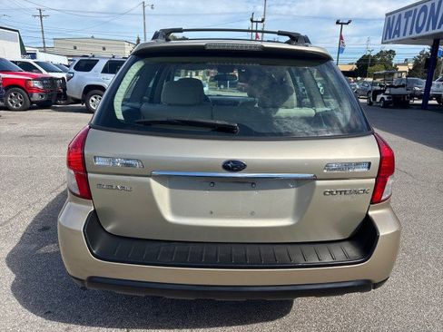Used 2008 Subaru Outback 2.5i L.L. Bean image 6