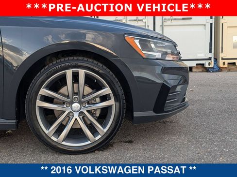 Used 2016 Volkswagen Passat 1.8T R-Line FWD image 11