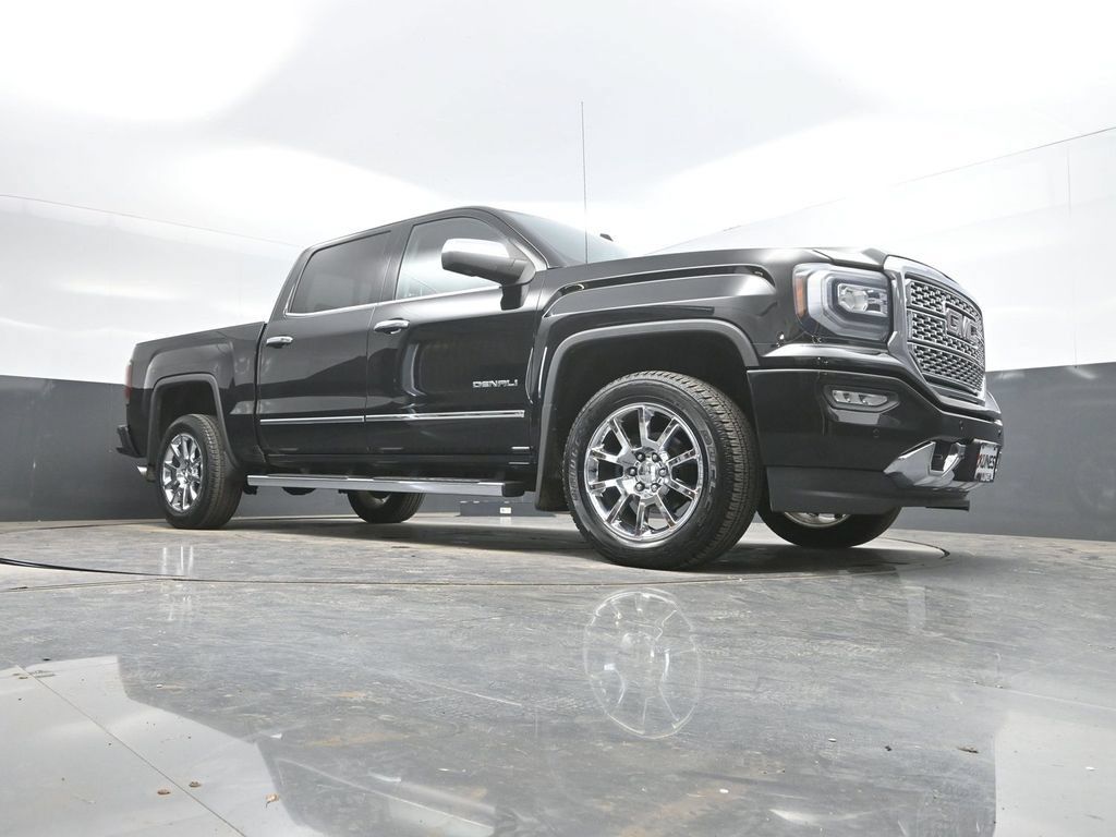 Used 2018 GMC Sierra 1500 Denali AWD/4WD image 32