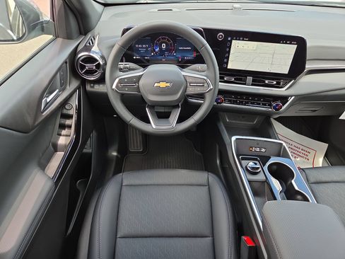 New 2027 Chevrolet Equinox LT w/ Convenience Package II AWD/4WD image 12