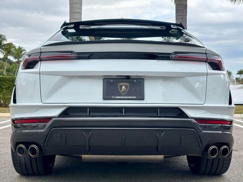 Used 2024 Lamborghini Urus Performante image 8