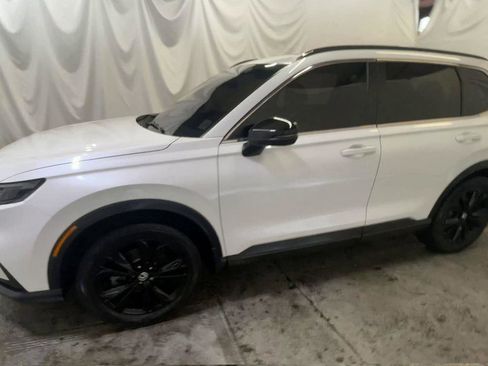 Used 2023 Honda CR-V Sport Touring image 4