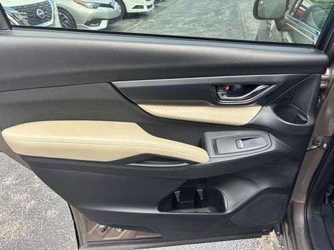 Used 2021 Subaru Ascent Premium w/ Convenience Package image 14