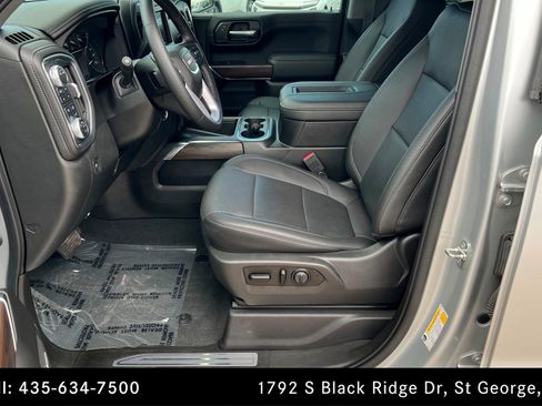Used 2021 GMC Sierra 1500 SLT w/ SLT Premium Plus Package AWD/4WD image 17