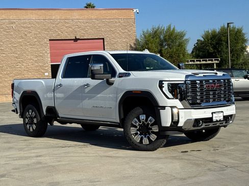 New 2026 GMC Sierra 2500 Denali w/ Denali Reserve Package image 2