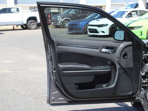 Used 2018 Chrysler 300 Touring w/ Sport Appearance Package RWD image 17