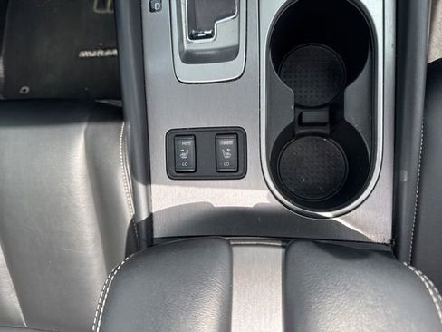 Used 2024 Nissan Murano SV AWD/4WD image 13
